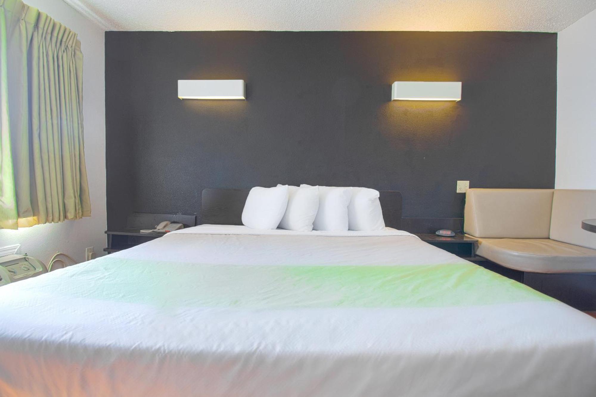Studio Inn Extended Stay Oklahoma City Airport By Oyo ภายนอก รูปภาพ